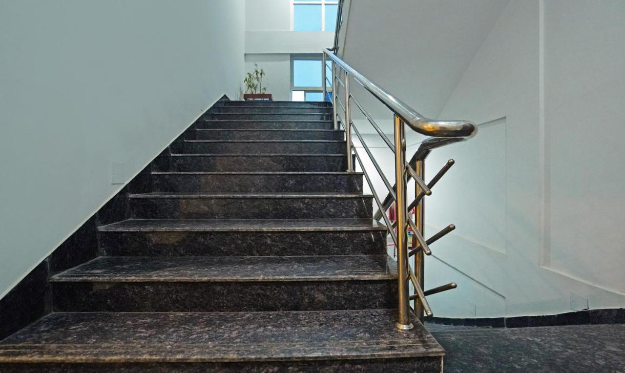 Treebo Lazystay Grand Patia Bhubaneswar Exterior foto